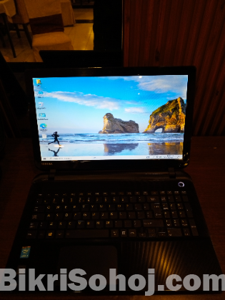 Toshiba Core i3 4/128SSD 6Gen 70% Fresh
